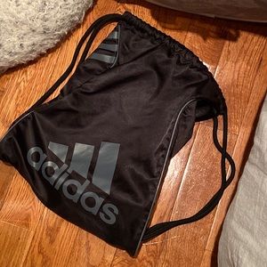 Adidas drawstring bag black / grey